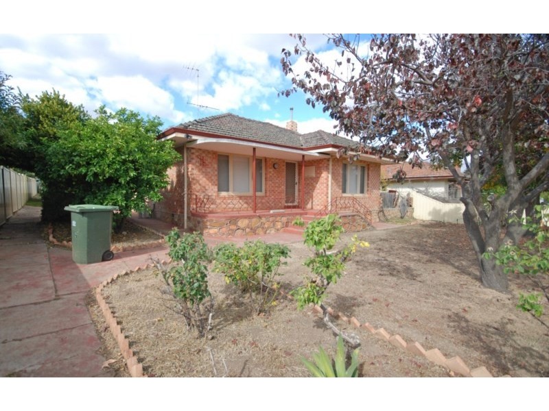 11 Hale Street, Narrogin WA 6312