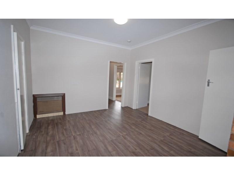 11 Hale Street, Narrogin WA 6312