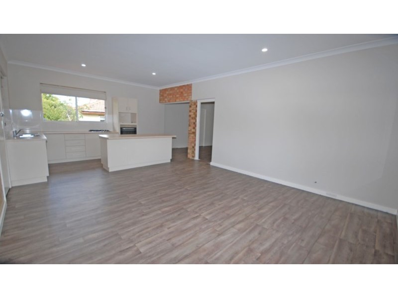 11 Hale Street, Narrogin WA 6312