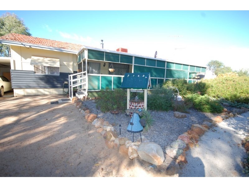 53 Collins Street, Wickepin WA 6370