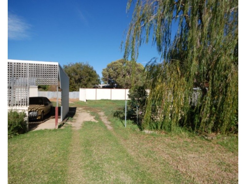 43 Clayton Road, Narrogin WA 6312