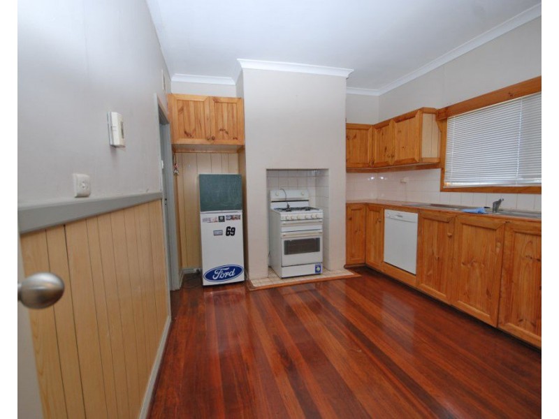 43 Clayton Road, Narrogin WA 6312