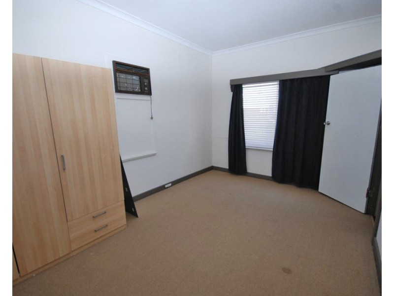 43 Clayton Road, Narrogin WA 6312