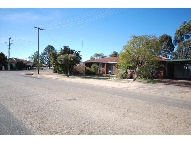 1 Moore Street, Narrogin WA 6312