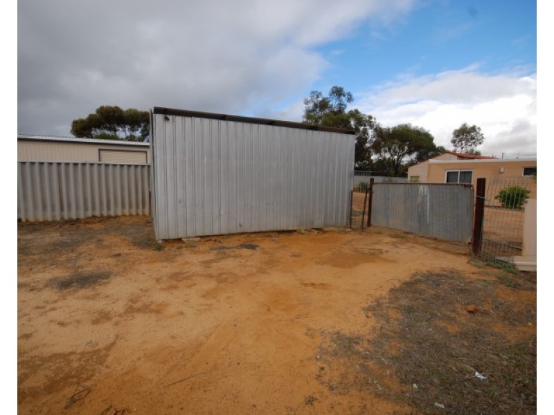38 Camm Street, Corrigin WA 6375