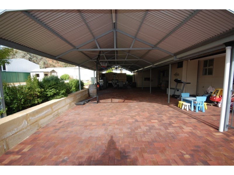 3 Gray Street, Narrogin WA 6312