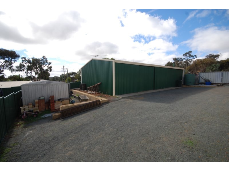 3 Gray Street, Narrogin WA 6312