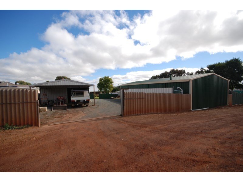 3 Gray Street, Narrogin WA 6312