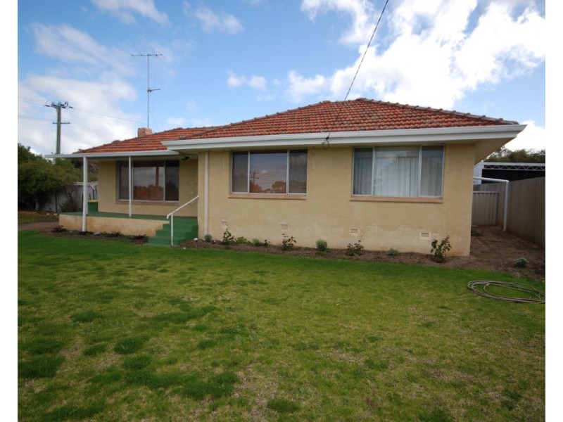 32 Glyde Street, Narrogin WA 6312