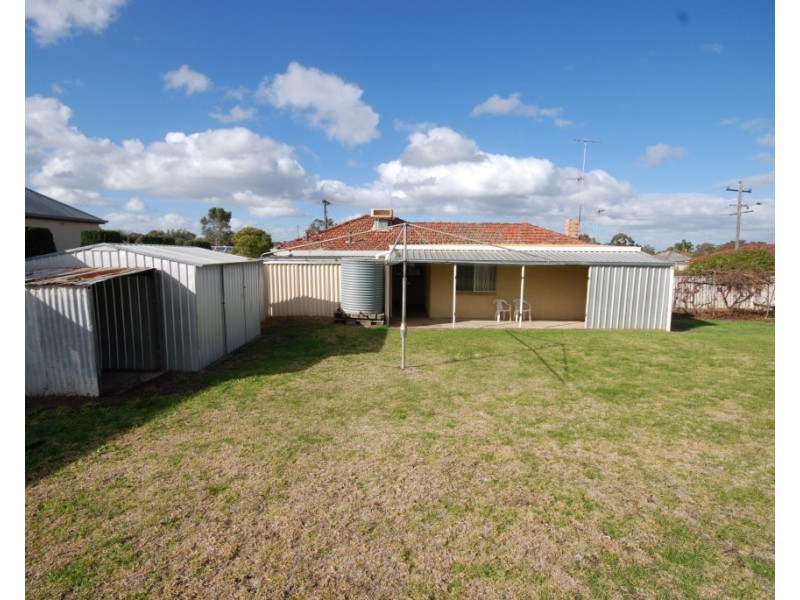 32 Glyde Street, Narrogin WA 6312