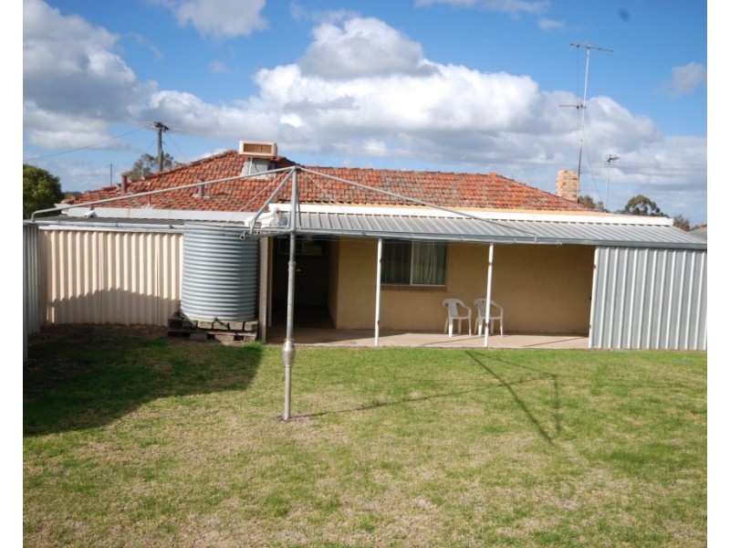 32 Glyde Street, Narrogin WA 6312