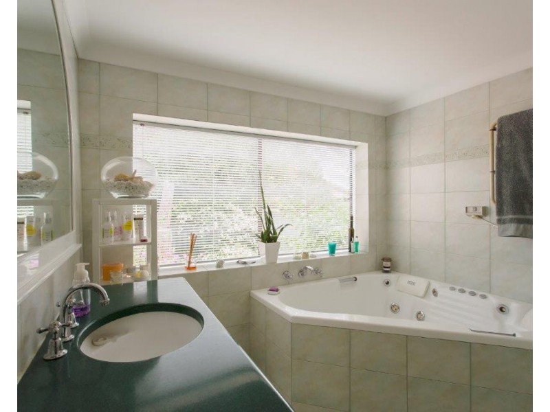 20 Roberts Street, Yealering WA 6372