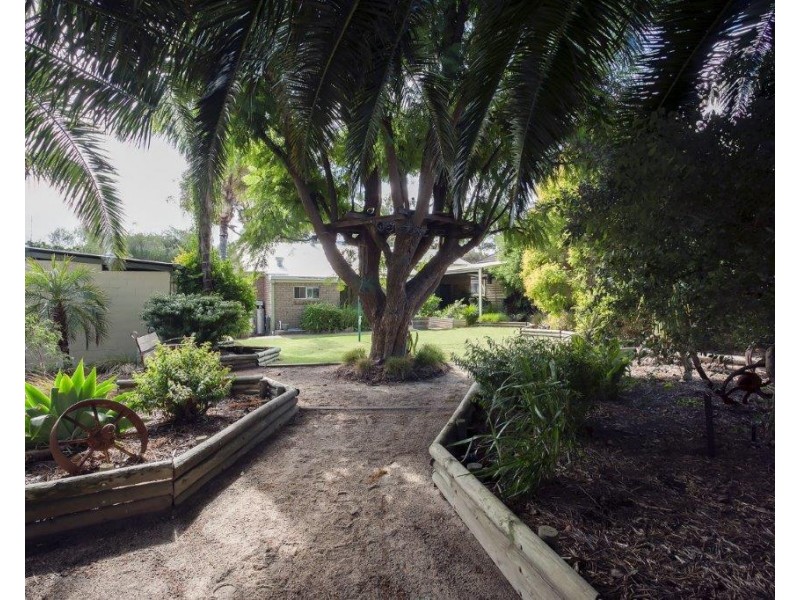 20 Roberts Street, Yealering WA 6372
