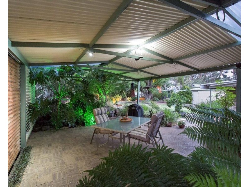 20 Roberts Street, Yealering WA 6372