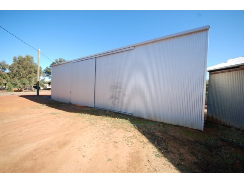 15 Roberts Road, Yealering WA 6372