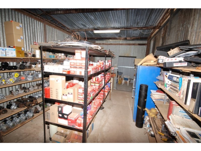 15 Roberts Road, Yealering WA 6372