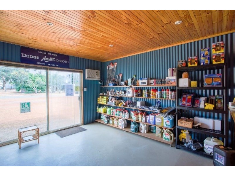 15 Roberts Road, Yealering WA 6372