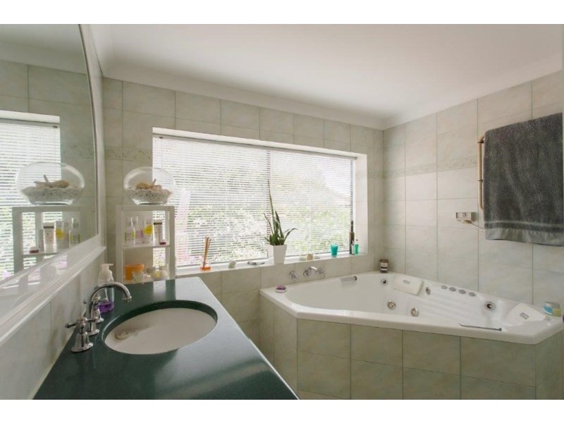 15 Roberts Road, Yealering WA 6372