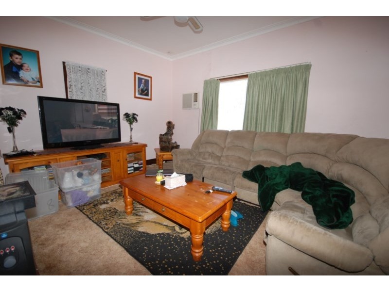 13 Hill Street, Corrigin WA 6375