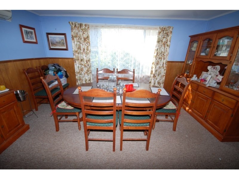 13 Hill Street, Corrigin WA 6375