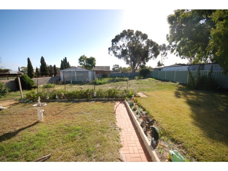 13 Hill Street, Corrigin WA 6375