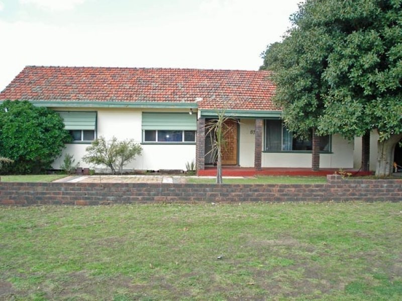 87 Narrakine Road, Narrogin WA 6312