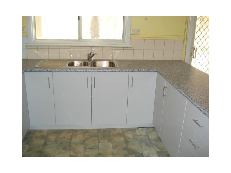 87 Narrakine Road, Narrogin WA 6312