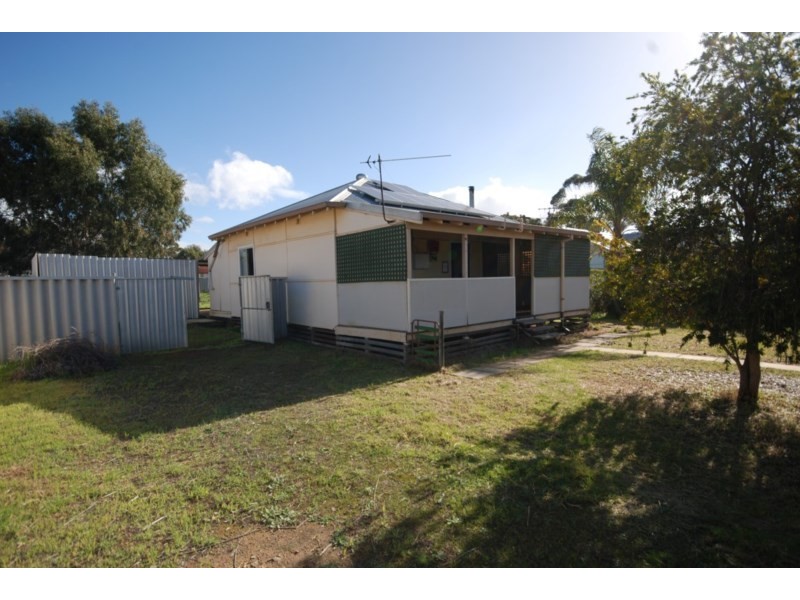 92 White Street, Brookton WA 6306