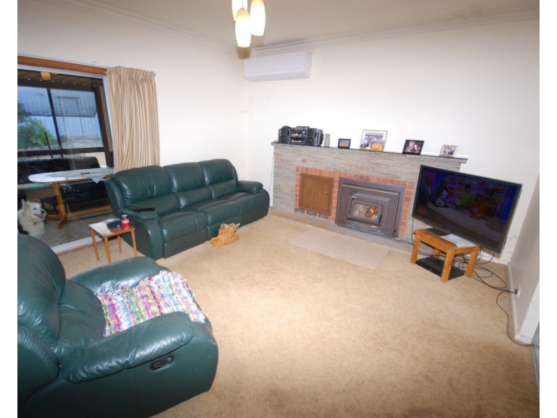 5 Crossland Street, Corrigin WA 6375