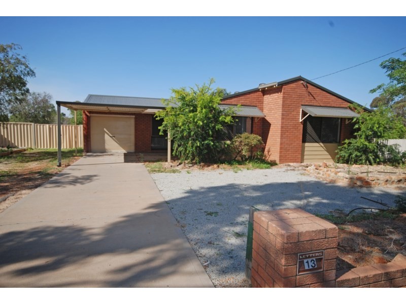13 Unicorn Street, Wagin WA 6315