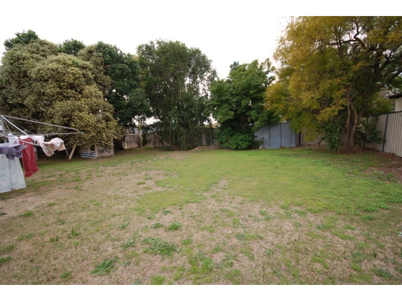 111 Narrakine Road, Narrogin WA 6312