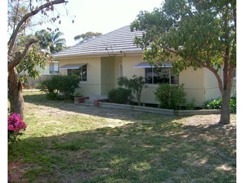 4 Rosselloty Street, Williams WA 6391