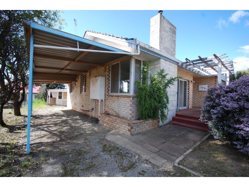 102 Clayton Road, Narrogin WA 6312