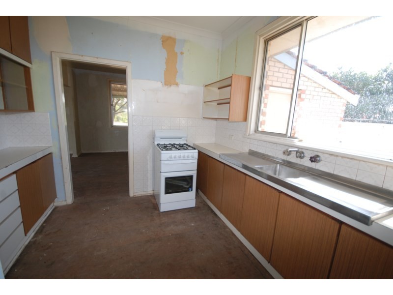 102 Clayton Road, Narrogin WA 6312