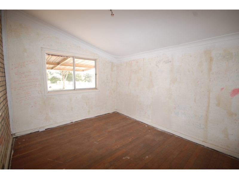 102 Clayton Road, Narrogin WA 6312