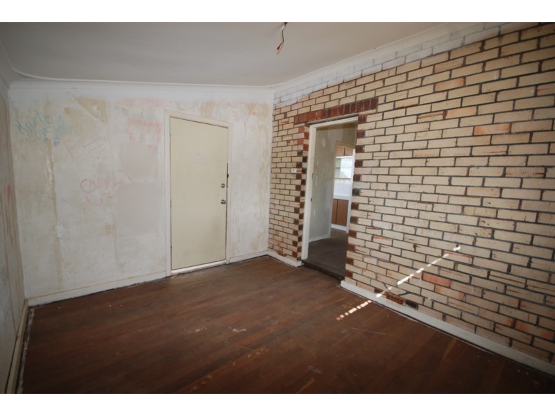 102 Clayton Road, Narrogin WA 6312