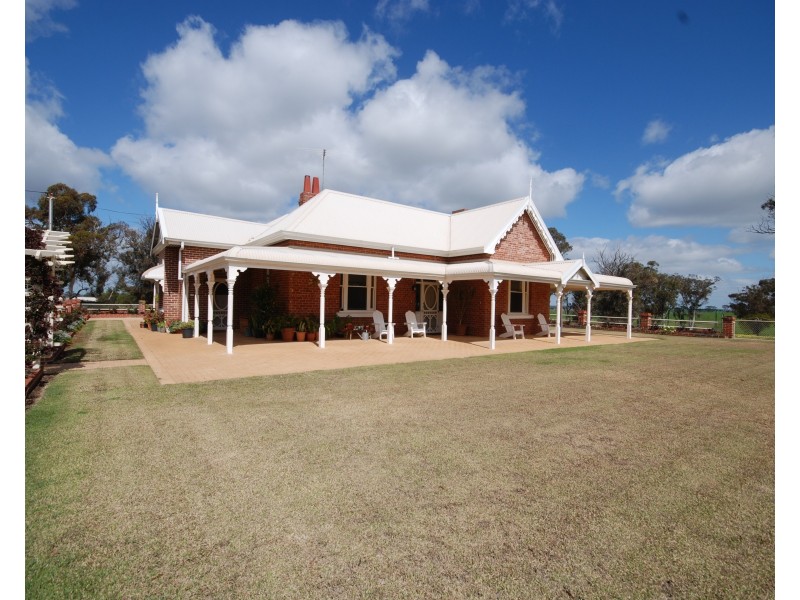 2336 Wagin Dumbleyung Road, Dumbleyung WA 6350