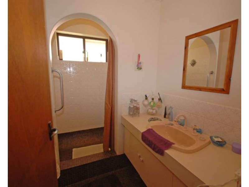 1/111 Clayton Road, Narrogin WA 6312