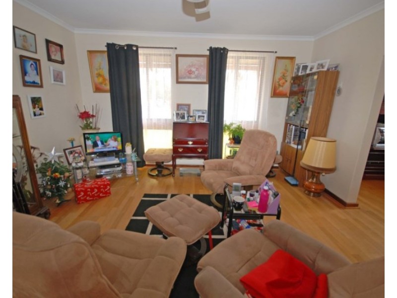 1/111 Clayton Road, Narrogin WA 6312