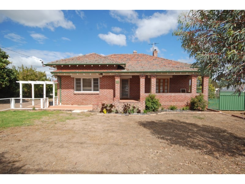 12 Ware Street, Wagin WA 6315