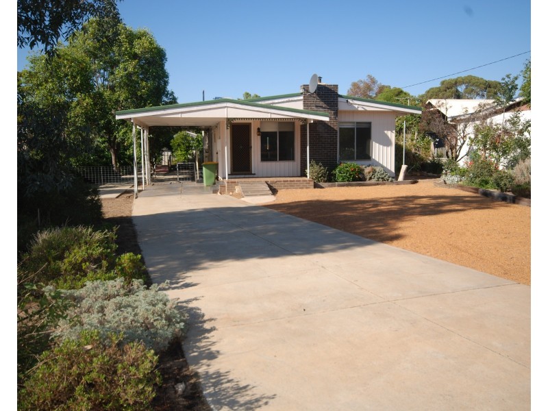 18 Sirdar Street, Wagin WA 6315