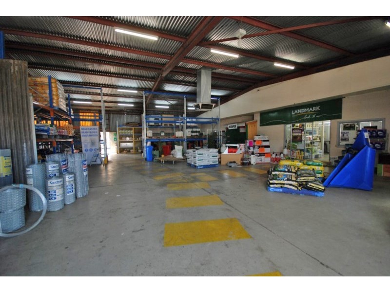 2 Ensign Street, Narrogin WA 6312