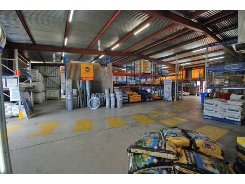 2 Ensign Street, Narrogin WA 6312