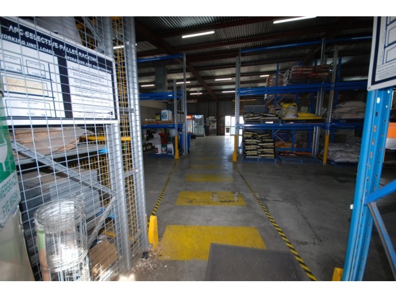 2 Ensign Street, Narrogin WA 6312