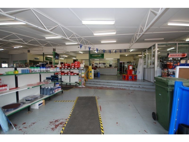 2 Ensign Street, Narrogin WA 6312