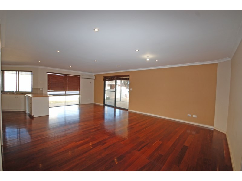 6 George Street, Wagin WA 6315