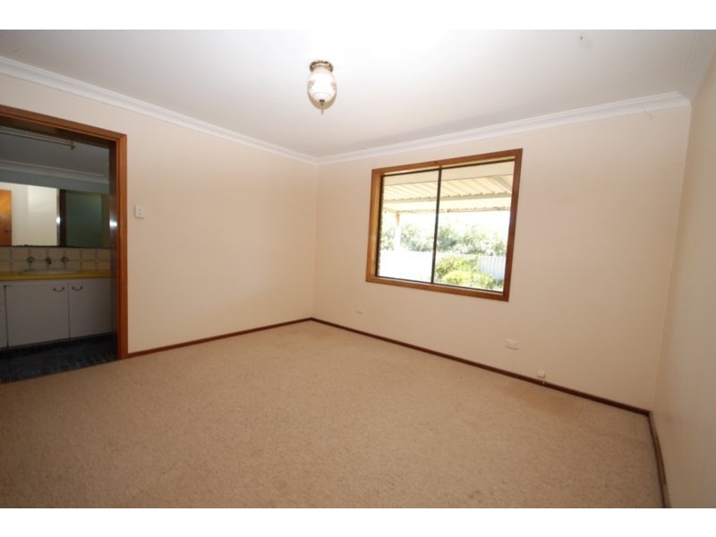 3 Hinck Street, Kondinin WA 6367