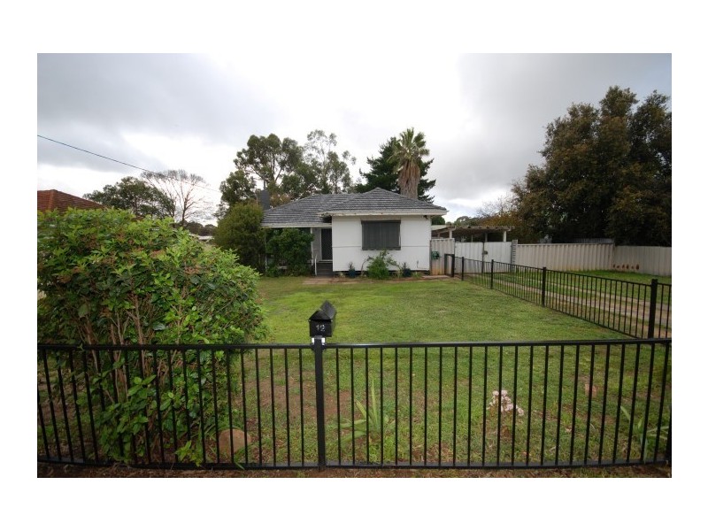 12 Hillman Street, Narrogin WA 6312