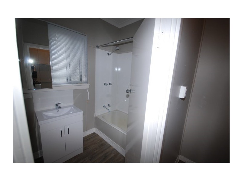 12 Hillman Street, Narrogin WA 6312