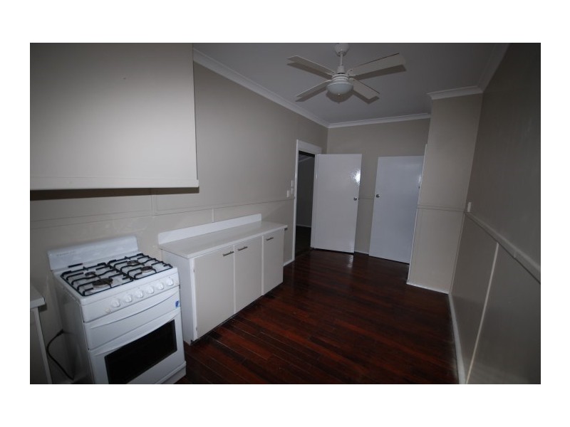 12 Hillman Street, Narrogin WA 6312